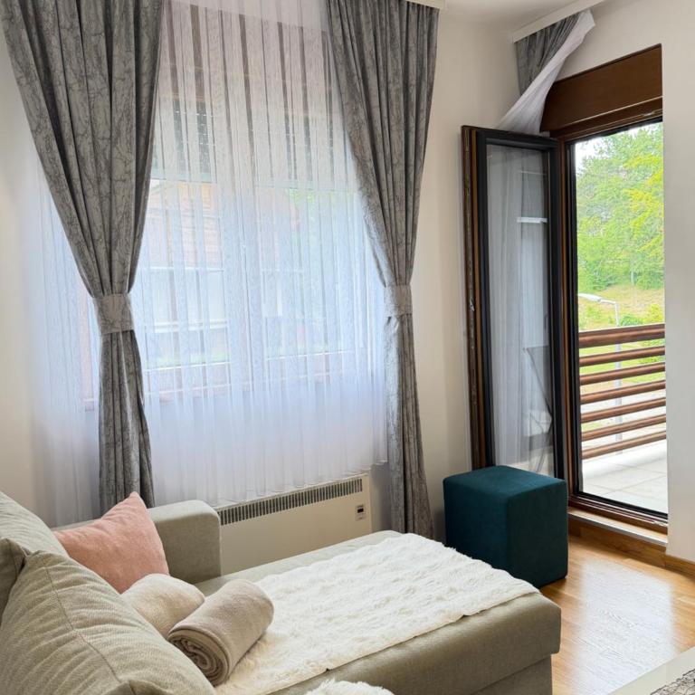 Prestige Forest Resort Zlatibor Wellness & Spa - Standardni Apartman sa 1 Spavaćom Sobom - 2