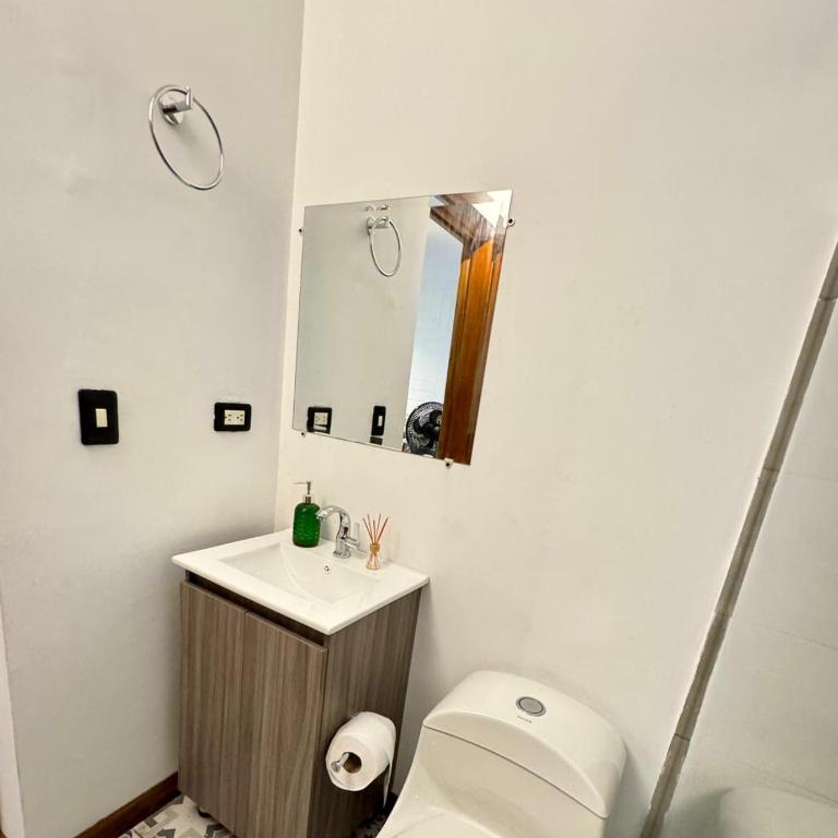 Hostal Casa Iwa - Standard Double Room - 13