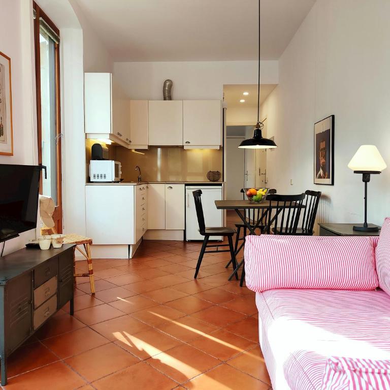 Bright 1-Bed Apartment on La Rambla Barcelona. RJ - Apartamento - 3