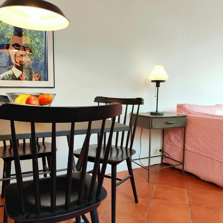 Bright 1-Bed Apartment on La Rambla Barcelona. RJ - Apartamento - 25