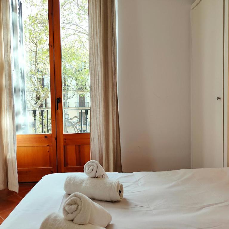 Bright 1-Bed Apartment on La Rambla Barcelona. RJ - Apartamento - 27