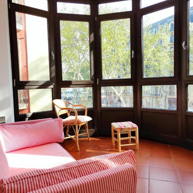 Bright 1-Bed Apartment on La Rambla Barcelona. RJ - Apartamento - 29