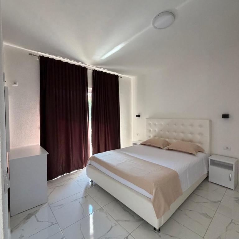 Duraku Apartments - Porodična Soba - 3