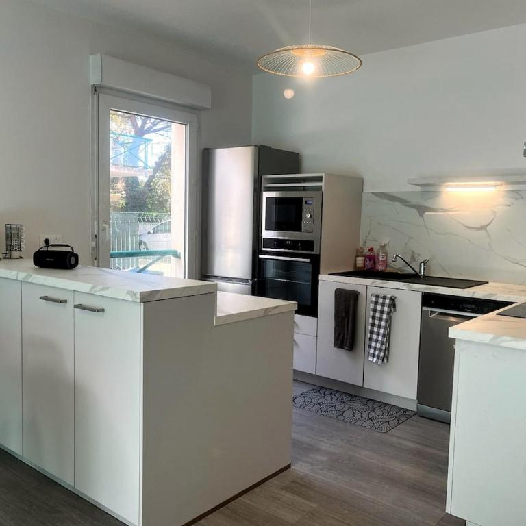 Appt 2 chambres, terrasse, parking, linge inclus - Appartement 2 Chambres - 23