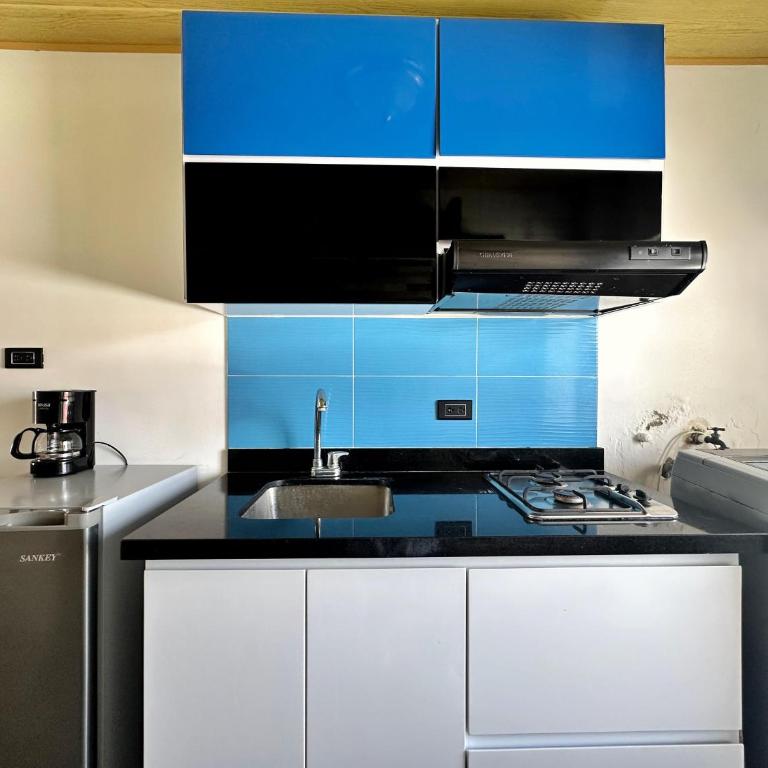 Loft Sarie Bay - One-Bedroom Apartment - 12