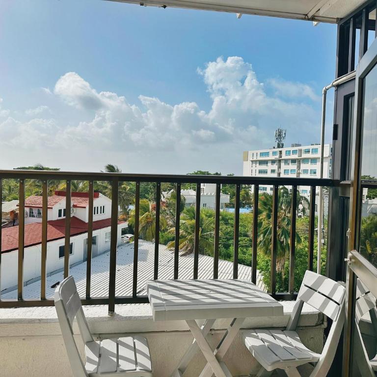 Loft Sarie Bay - One-Bedroom Apartment - 4