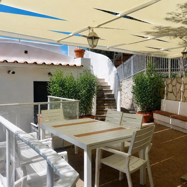 Private Sea Access Coastal Home - Sorrento Coast - Two-Bedroom Villa - 3