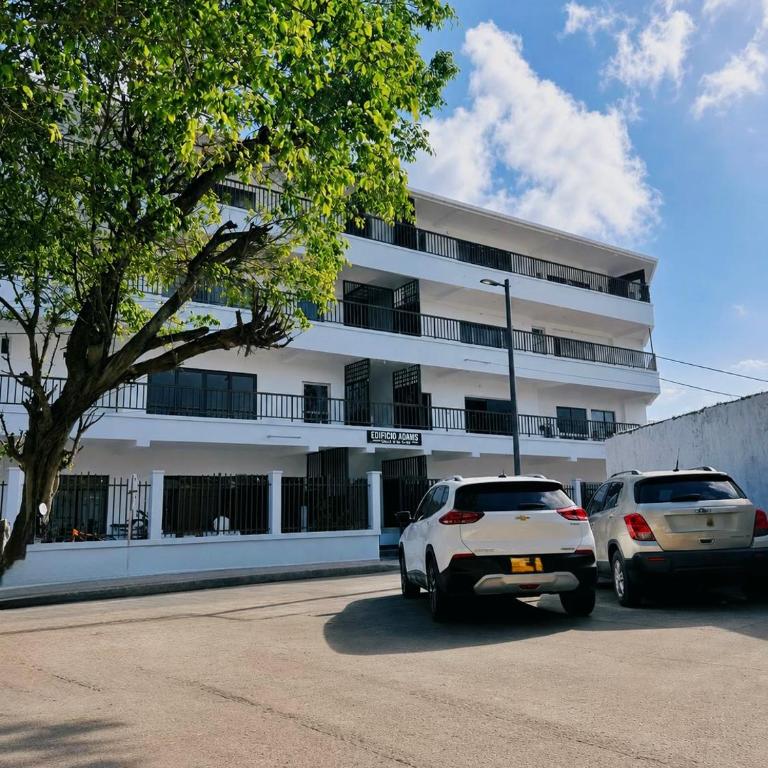 Loft Sarie Bay - One-Bedroom Apartment - 15