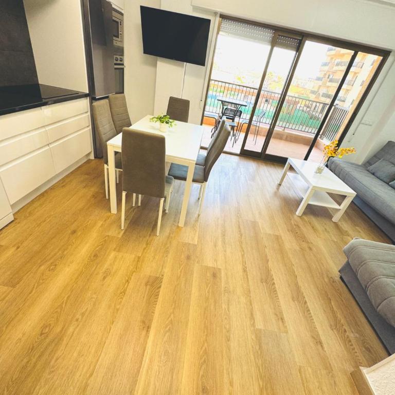 La Mata Beachfront Apartment with Sea View and Pool - Apartamento - 20