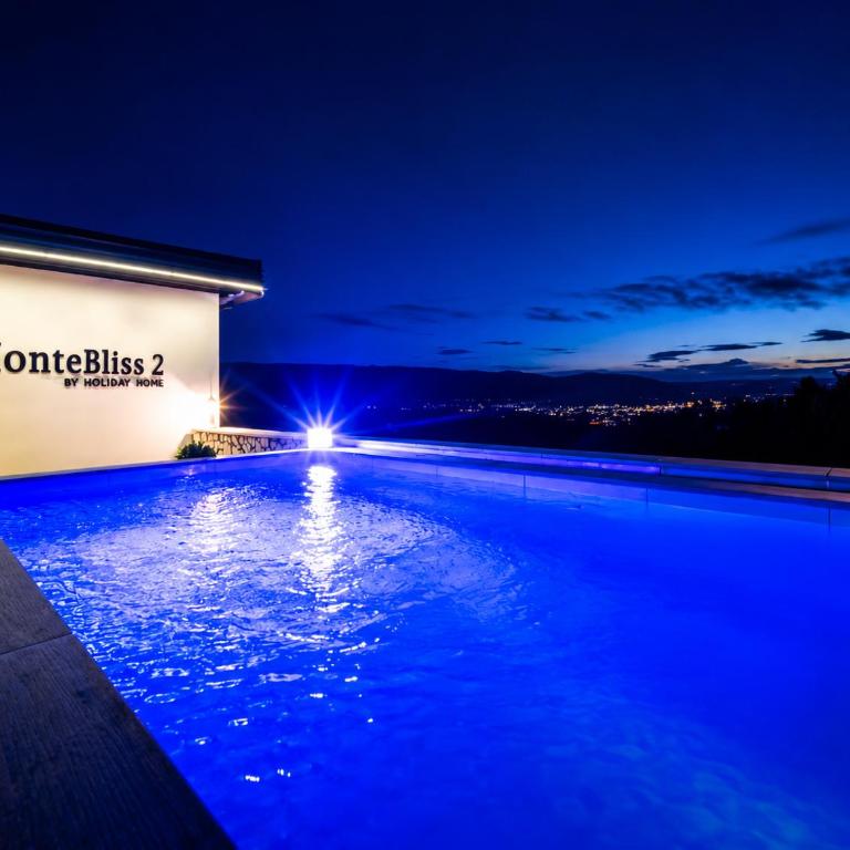 MonteBliss Private Pool & Spa Escape - Three-Bedroom Home - 2