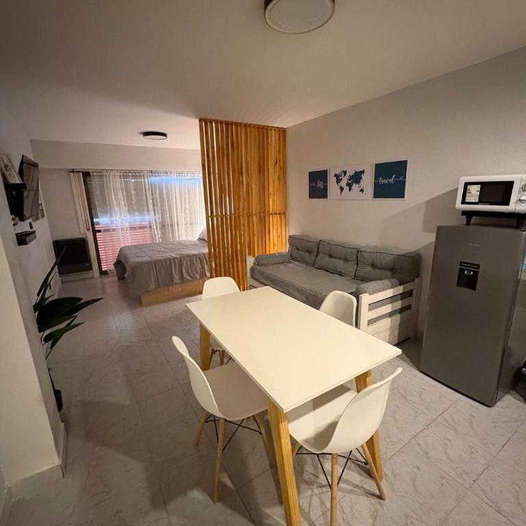 Departamento Ty Melys- Pto Madryn - Estudio con balcón - 1