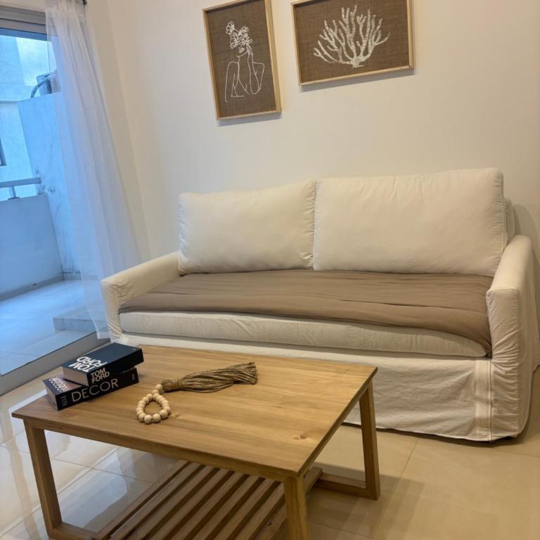 Moderno y cálido departamento a pasos del Parque Camba Cuá - Apartamento de 1 dormitorio - 6