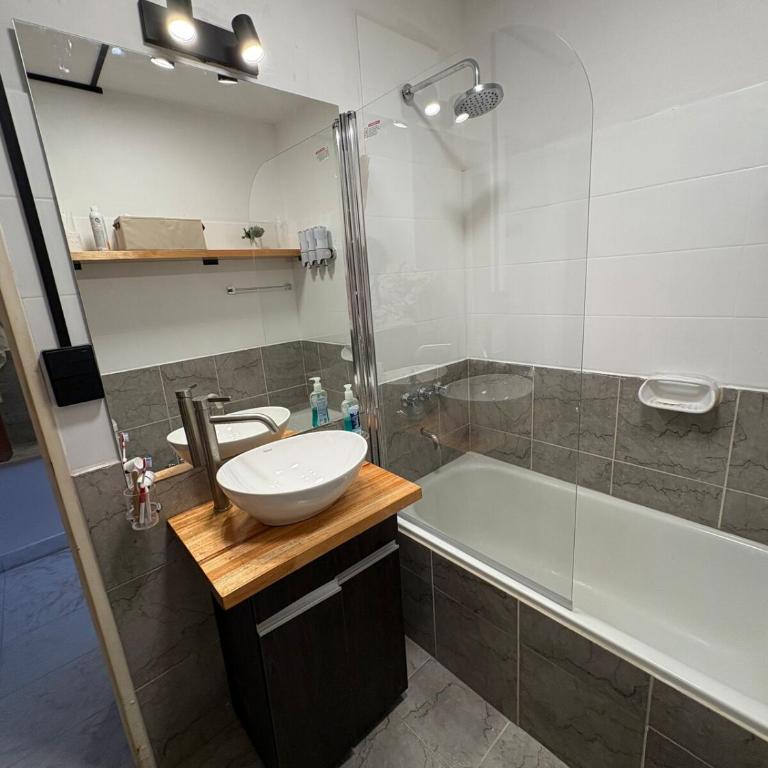 Departamento Ty Melys- Pto Madryn - Estudio con balcón - 8