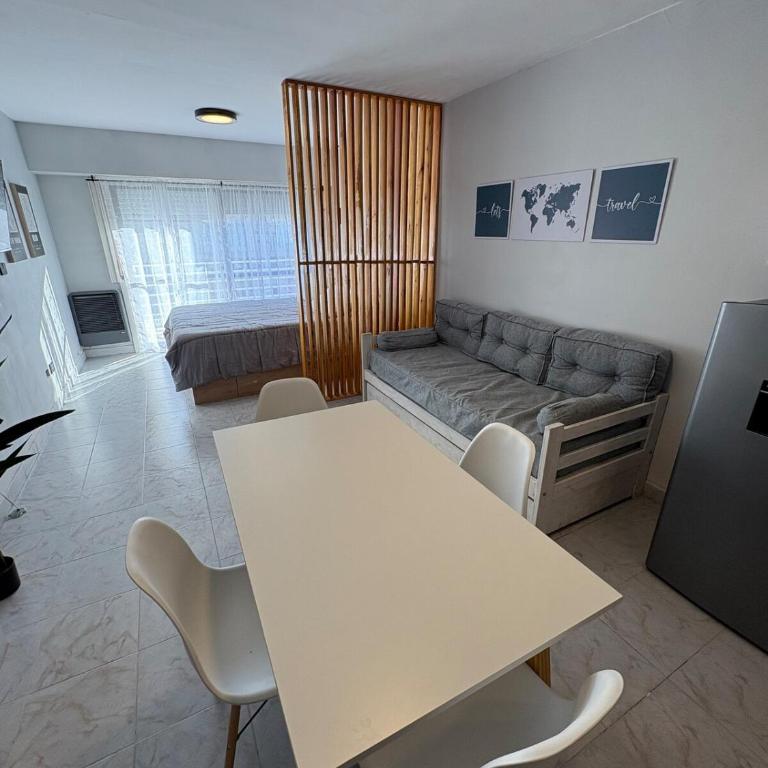 Departamento Ty Melys- Pto Madryn - Estudio con balcón - 5