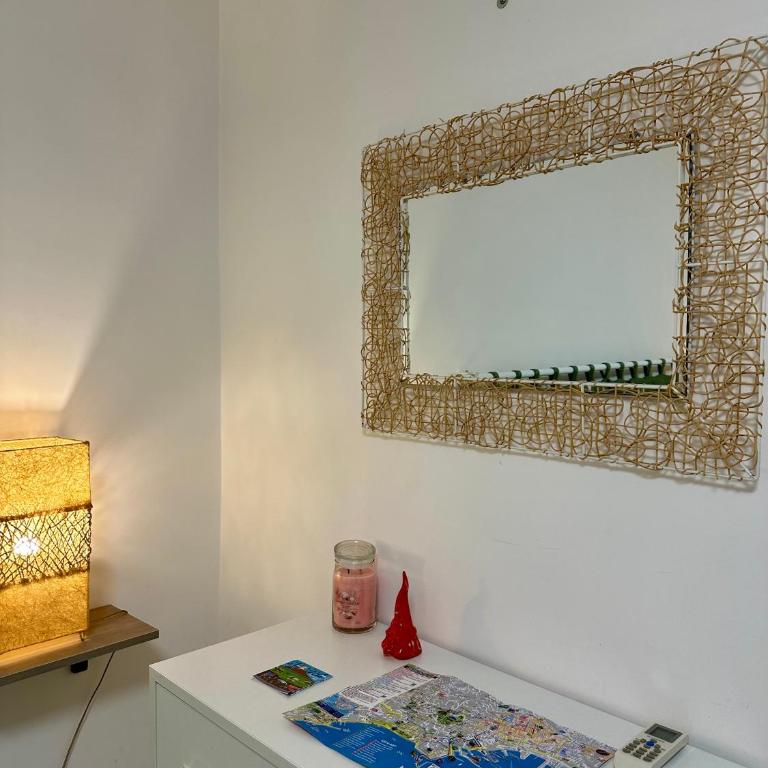 La dimora di Calliope - Via Toledo - Appartamento con 2 Camere da Letto e Balcone - 7