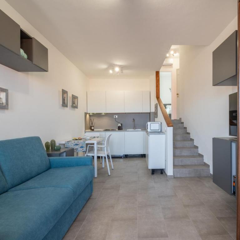Sea View Terrace - Free Parking - Modern Apt for 4 guests - Appartamento con 1 Camera da Letto, Vista Mare e Terrazza - 14