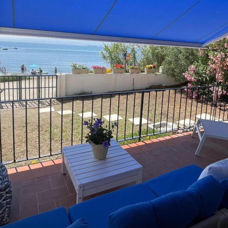 Apartamento reformado con jardín y terraza frente al mar en Cap Ras, cerca de Llançà, acepta mascotas - ES-170-29 - Appartement - 2