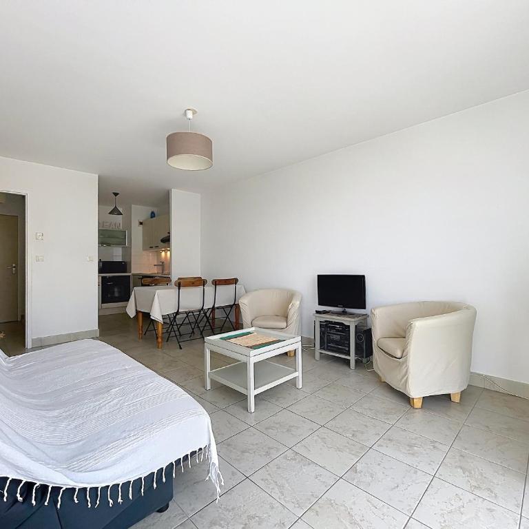 Bel appartement centre-ville avec parking - 4 pers. - FR-1-331-239 - Apartment - 3