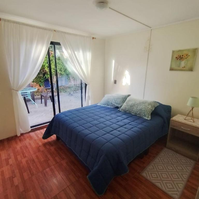 Casa en Condominio con Piscina a pasos de la Playa - Three-Bedroom House - 12