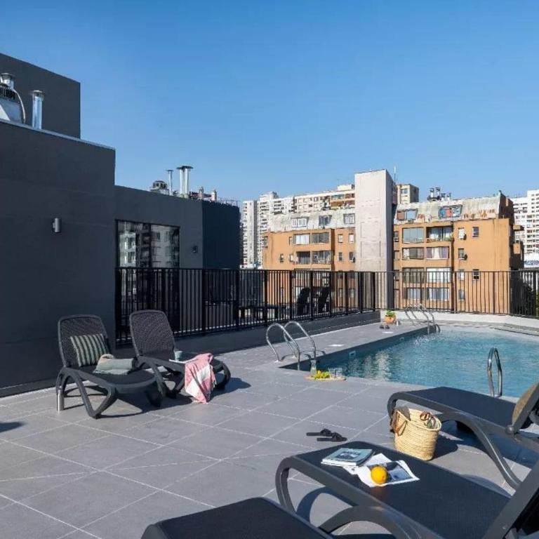 Depto con balcon a pasos de Metro Santa Ana, Gym, Terraza y Parrilla CENTRO CIVICO - Compañia - Estudio Doble Deluxe - 33