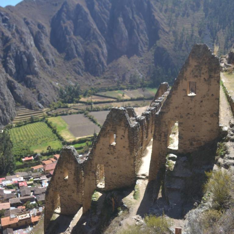 Matrimonial con balconPumamarka House Ollantaytambo - Double Room with Balcony - 11