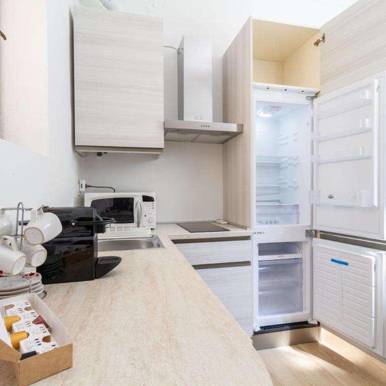 Casa Dami - Appartamento con 1 Camera da Letto - 48
