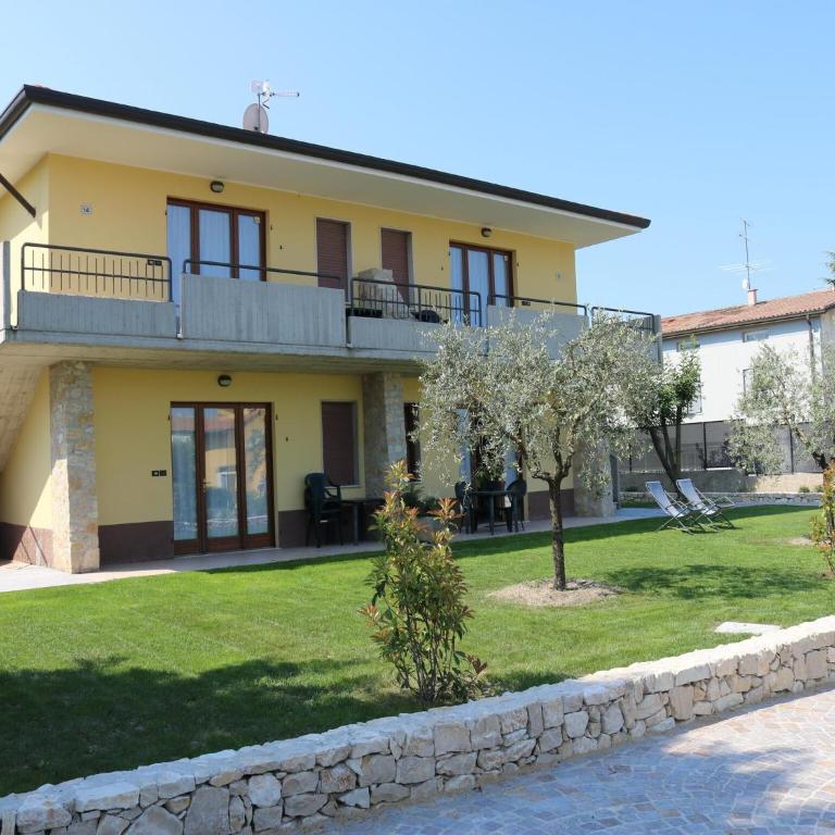 Holiday Home in Lazise near Lake Garda - Casa Vacanze con 2 Camere da Letto - 1