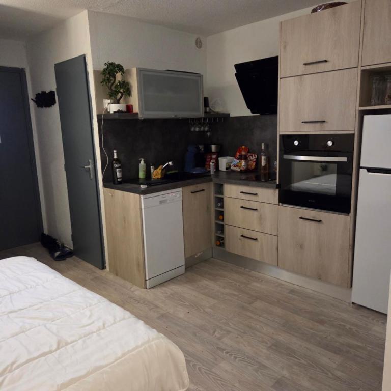 cap ou pas cap - One-Bedroom Apartment - 16