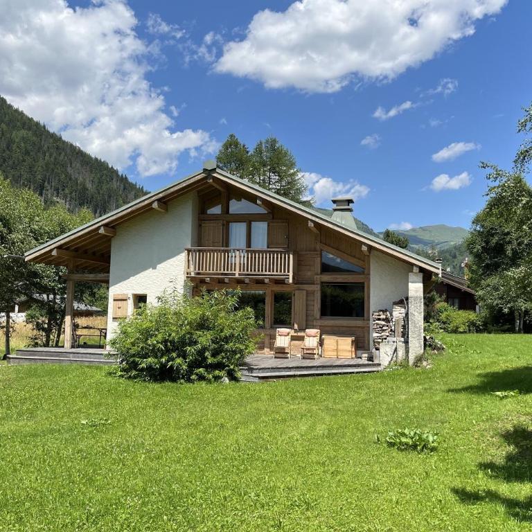Chalet Allières Walk to Grands Montets | Sleeps 10 - Chalet - 1