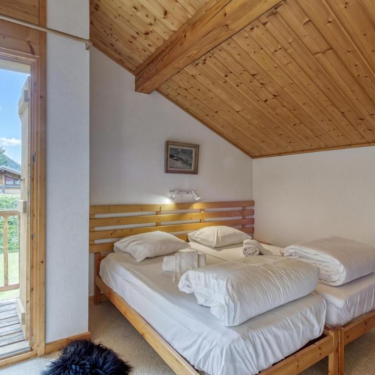 Chalet Allières Walk to Grands Montets | Sleeps 10 - Chalet - 11