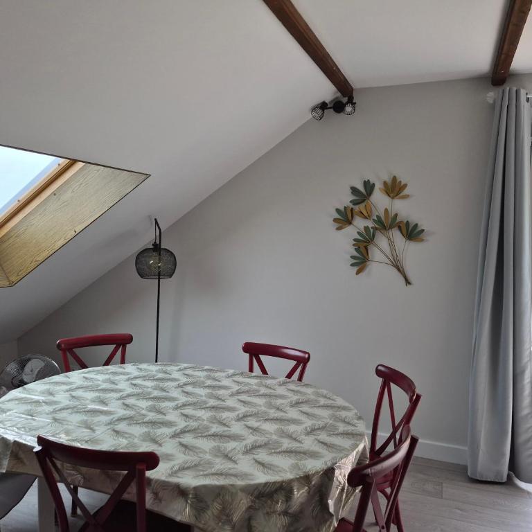 Lumineux et charmant T3 au calme avec place de parking - Appartement 2 Chambres - 13
