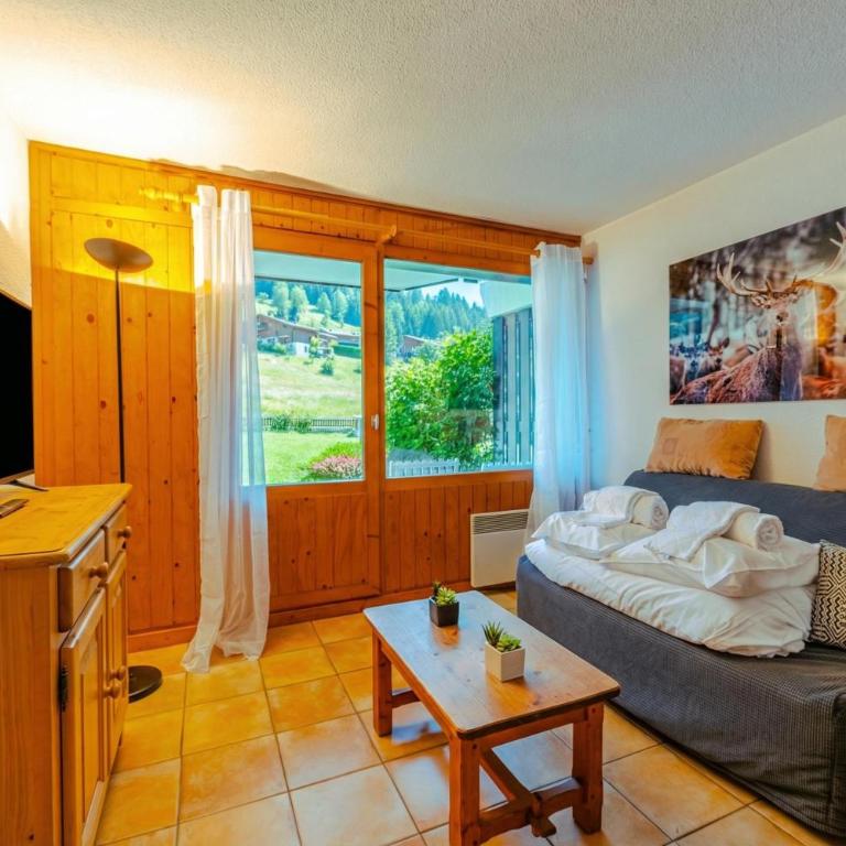 Le Prarion RDC Ski in/Ski out at Les Houches (Sleeps 4) - Happy Rentals - Studio avec Terrasse - 5