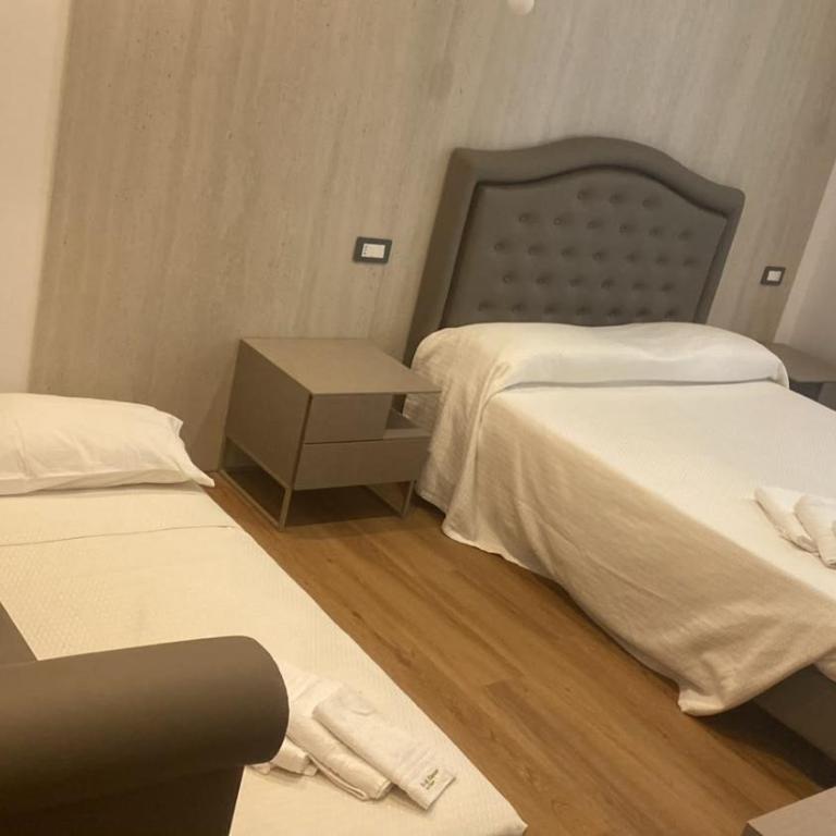 Re Di Rhome Guest House - Junior Suite con Balcone - 1