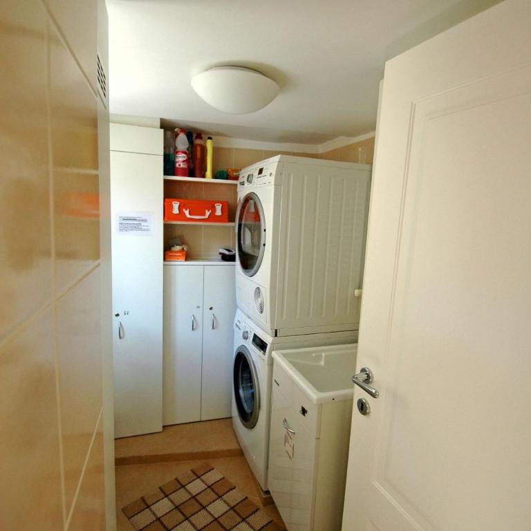 HISTORICAL CENTER ROME NAVONA AC 2 ROOMS HOLY DOOR VATICAN 5 MINUTES ON WALk - Appartamento con 2 Camere da Letto - 21