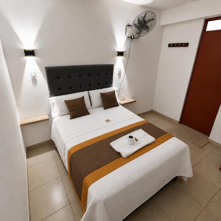 Hotel World Peru - Double Room with Private Bathroom - 1