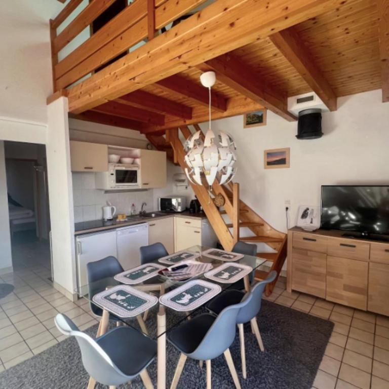 Cozy apartment with lake view - Apartamento - 5