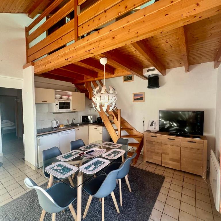 Cozy apartment with lake view - Apartamento - 34
