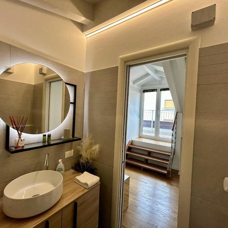 Nello Home - Trieste Reception - Appartamento con 2 Camere da Letto - 25