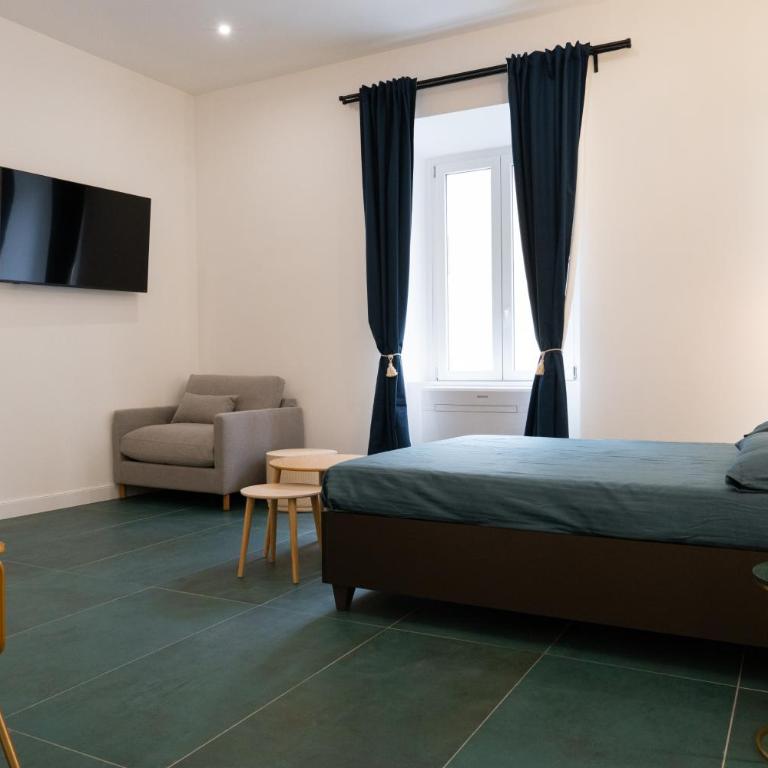 Macro Suites Roma - Camera Familiare con Bagno Privato - 5