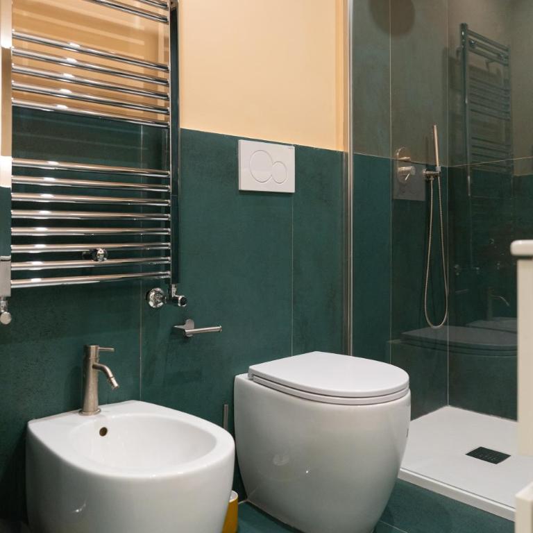 Macro Suites Roma - Camera Tripla con Bagno Privato - 6