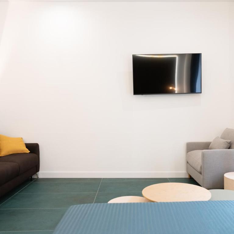 Macro Suites Roma - Camera Familiare con Bagno Privato - 13