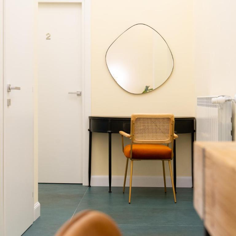 Macro Suites Roma - Camera Tripla con Bagno Privato - 9