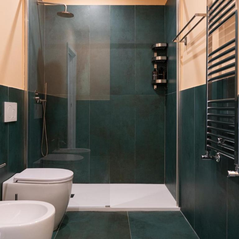 Macro Suites Roma - Camera Familiare con Bagno Privato - 6