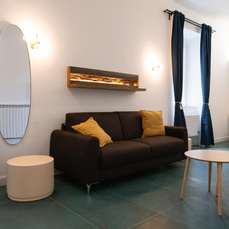 Macro Suites Roma - Camera Familiare con Bagno Privato - 27