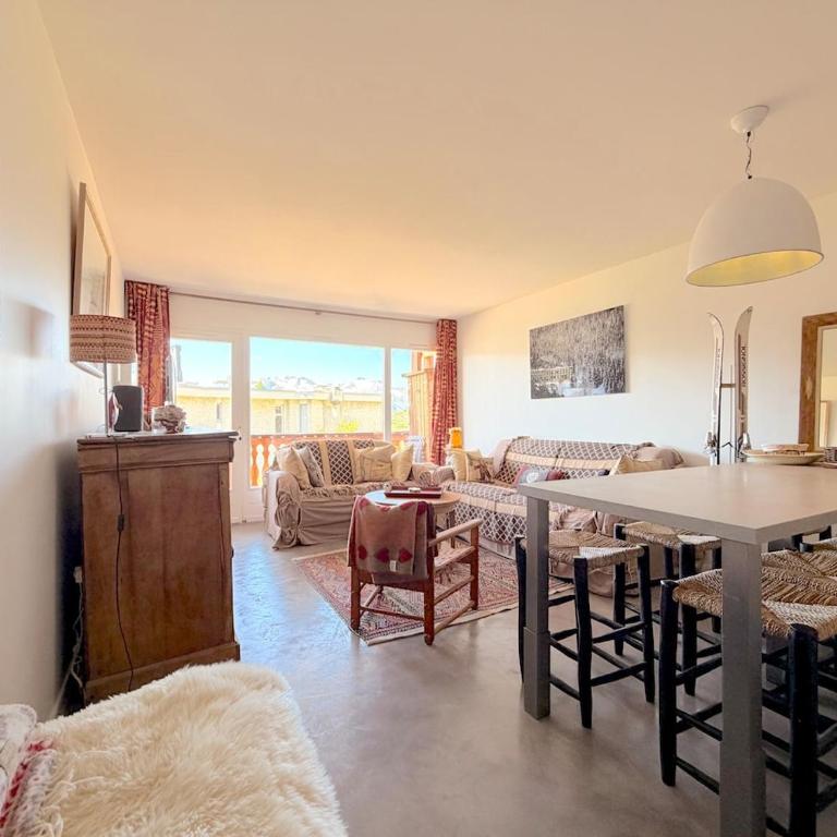 Unique et central ! T3 spacieux, vintage, rénové - Apartment mit 2 Schlafzimmern und Balkon - 8