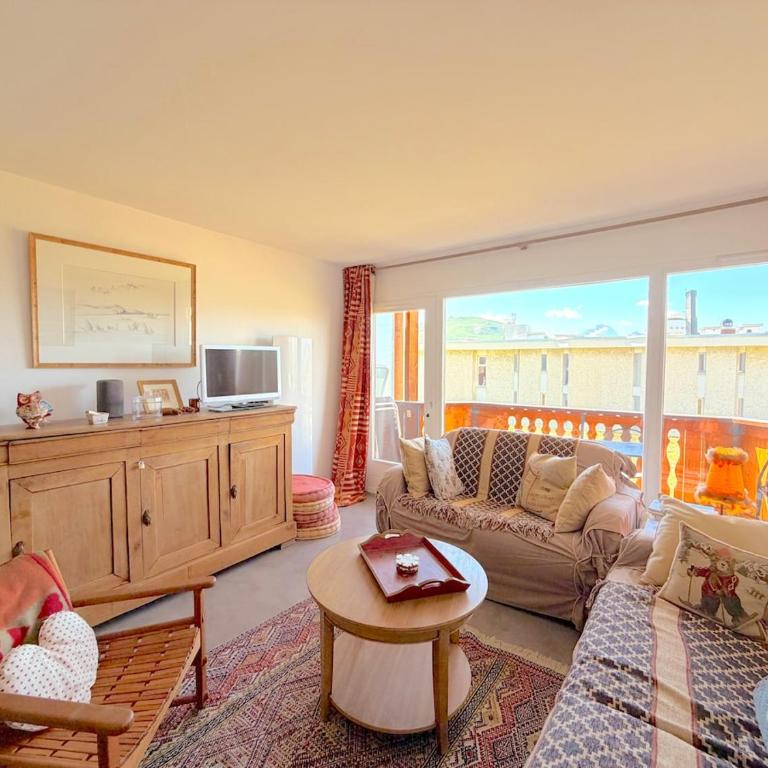 Unique et central ! T3 spacieux, vintage, rénové - Apartment mit 2 Schlafzimmern und Balkon - 12