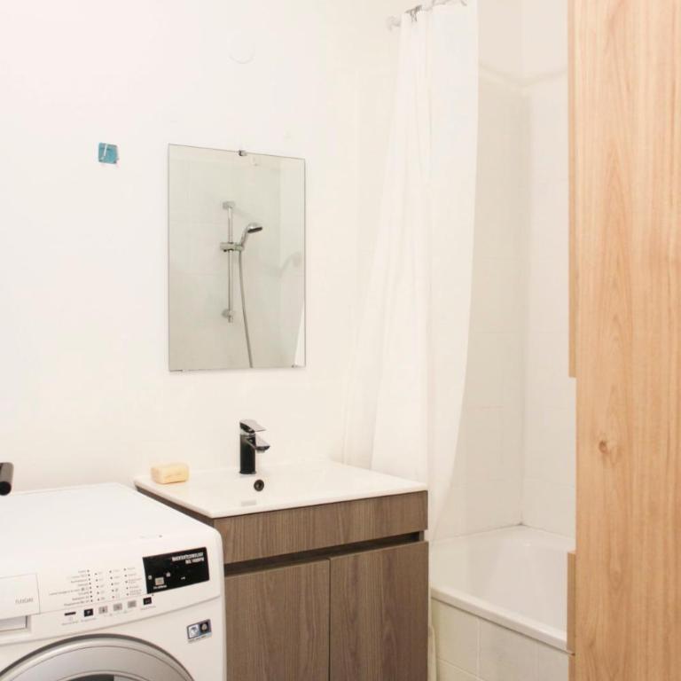 Bright apartment close to Stade de France - Appartamento - 30