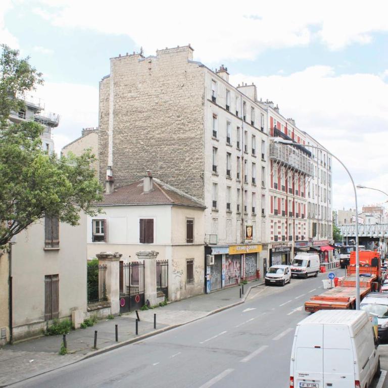 Bright apartment close to Stade de France - Appartamento - 35