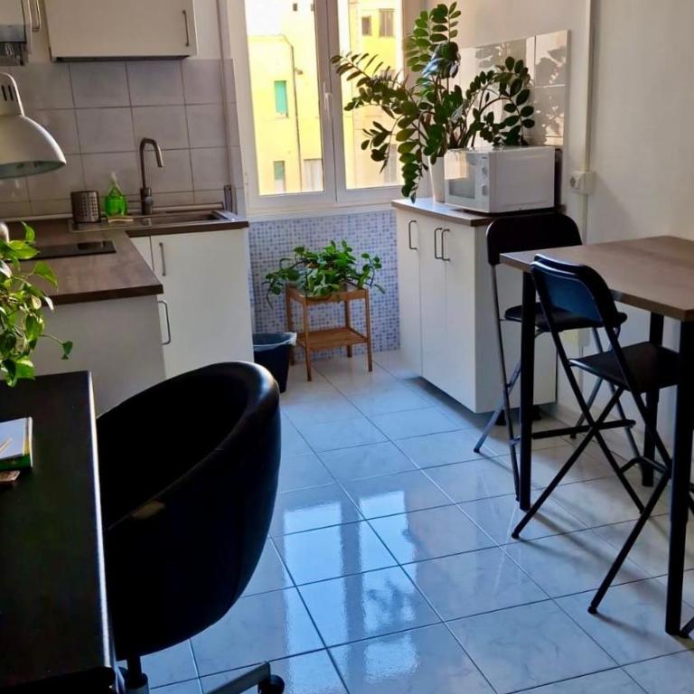 Palmi - One-Bedroom Apartment - 1