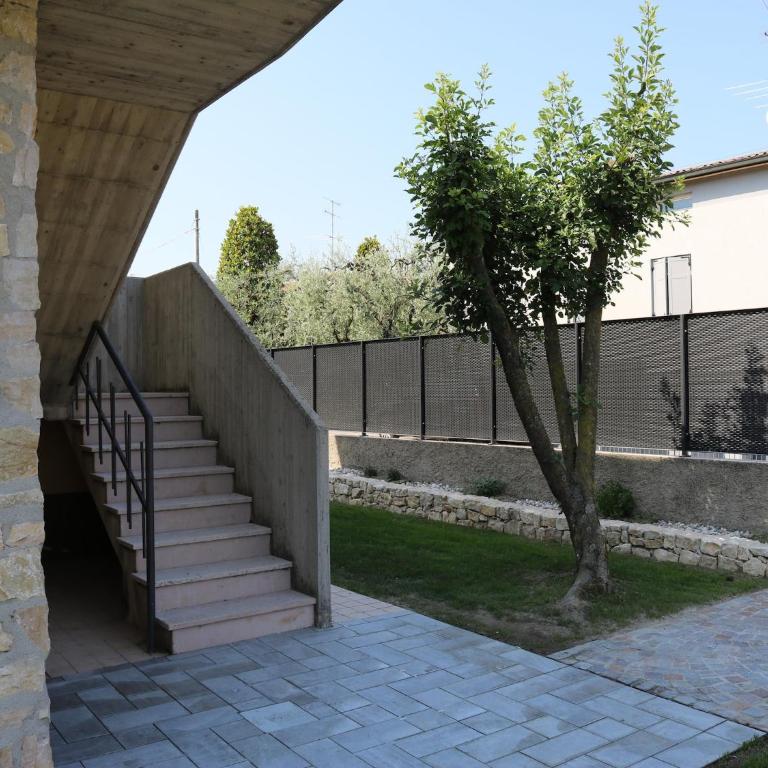 Holiday apartment near the lake, shared swimming pool - Two-Bedroom Holiday Home - 6
